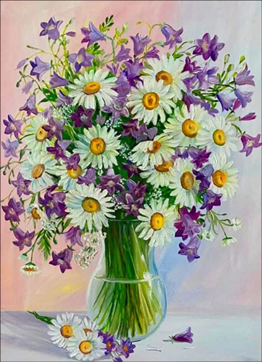 White an purple daisy in vase